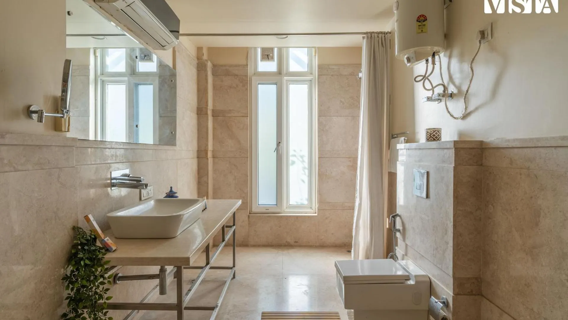 Stayvista At Abode Aurum With Wifi Gurgaon Villa