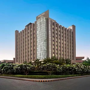 Doubletree By Hilton Gurugram Baani Square Hotel