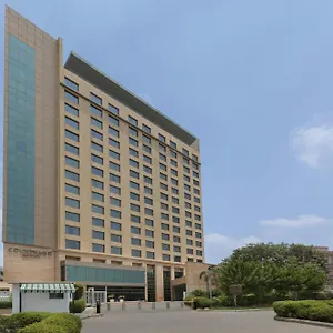 Courtyard By Marriott Gurugram Downtown Hotel